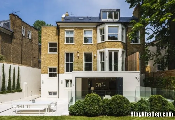 Ngôi nhà hiện đại do công ty SHH thiết kế tại West London, Anh