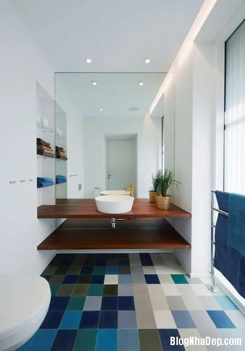 Phòng tắm ấn tượng hơn với gạch lát sàn